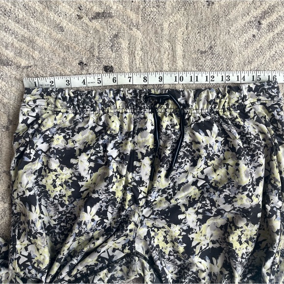 Lululemon Jet Pant - Picture 5 of 6